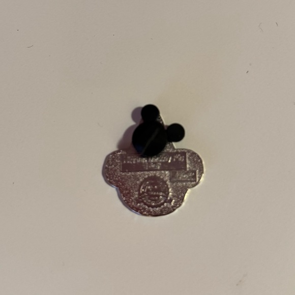 Disney Pins - Duffy Bear in Hats Sorcerer Mickey Fantasia Hidden Mickey 2012 - Picture 2 of 2